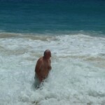 Wlodek SP6EQZ swimming in the Indian Ocean